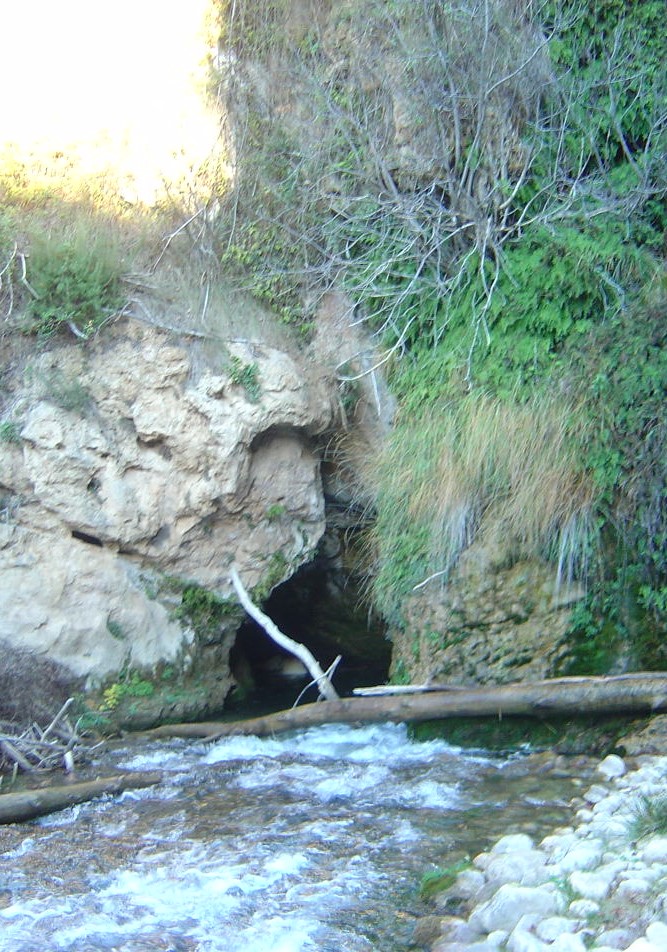 RIO GUADOLOPE ENTRADA PUENTE LA FONSECA